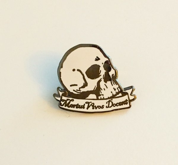 mortuis vivos docent